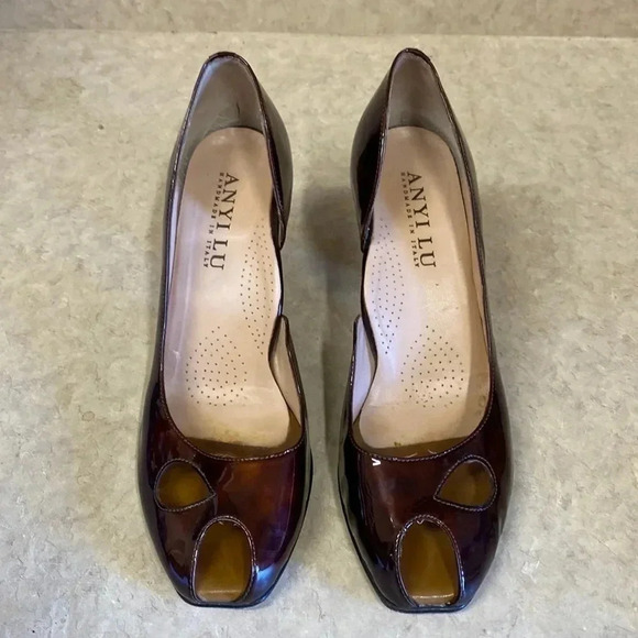 Anyi Lu Brown Handmade in Italy Patent Leather Peep Toe Pump - Picture 2 of 8